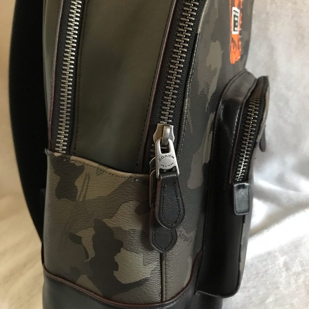SOLD!🎉HOST PICK🎉Coach West Vandal Gummy Backpack - Picture 6 of 8